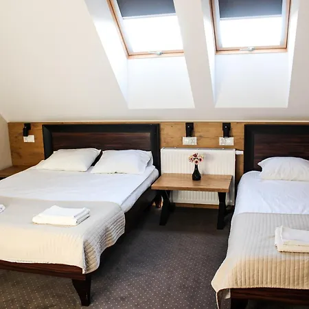 Regina Hotel *